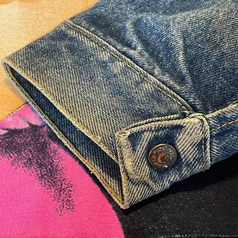 Vintage Elvis Presley Blue Jean Denim Jacket Unique Vibrant Back Print XL - Picture 15 of 16